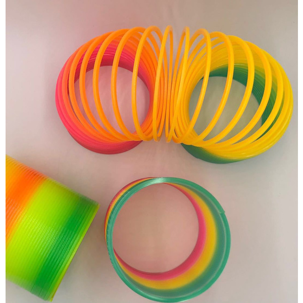 Regnbågs spiral, flerfärgad, regnbågs cirkel fjäder hula hoop, 8.7*