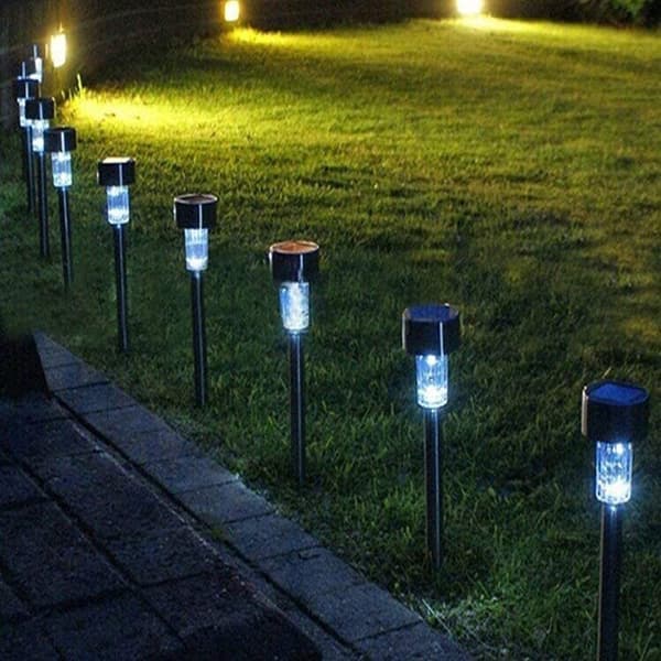 Sæt med 16 LED solcelle-terminaler til haven