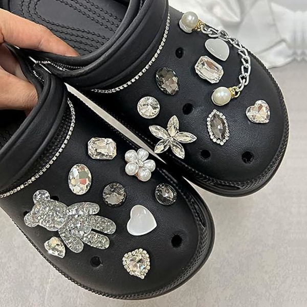 17 st skoprydnader för silver för Croc-prydnader, bildekoration