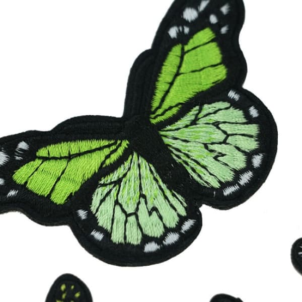 27 stykker blomsterbroderi lapp, sommerfuglbroderi