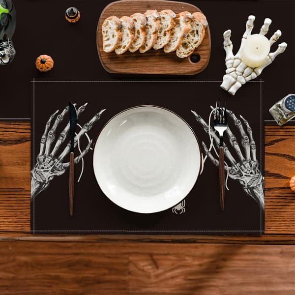 Sæt med 4 skeletterede håndformede borddæksæt til Halloween, 30