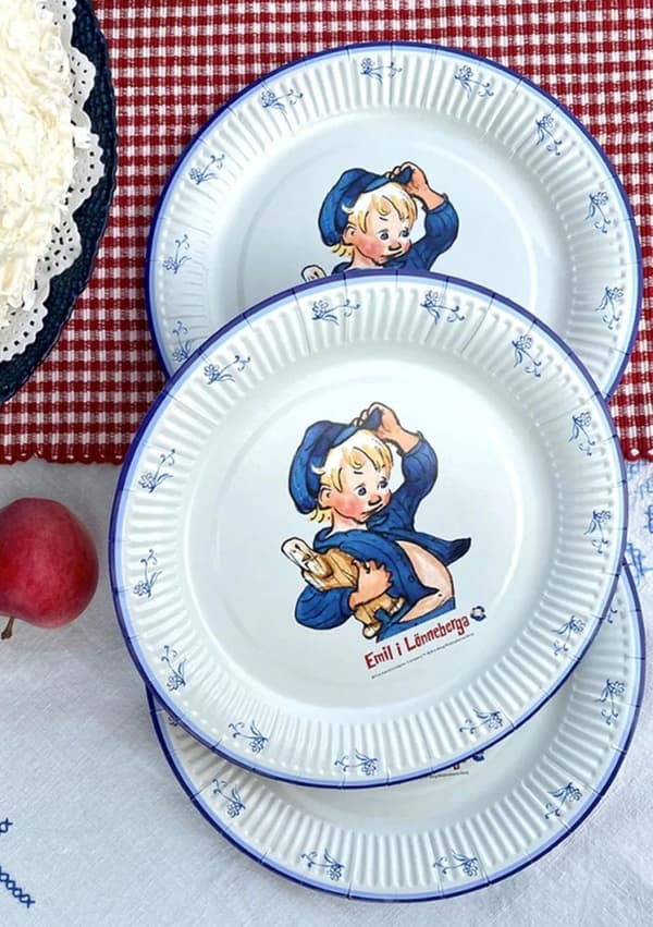 Emil i Lönneberga Papperstallrikar 8-pack Vit 23 cm