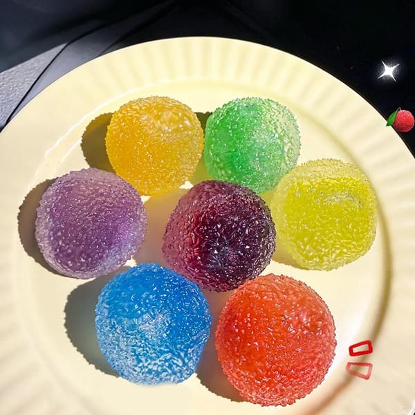Sensorisk stresslindrende gjenbrukbar slushieball med knasende lyd Red