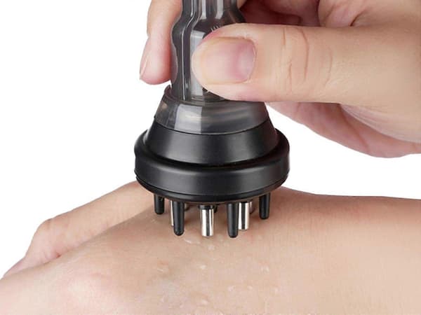 1 ST Mini Hårbottenmassageapplikator Hårolja Flytande Styrande Massagerkam