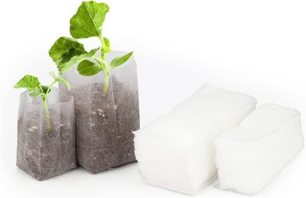 200-pack biodegradable non-woven fabric plant bags for seedlings