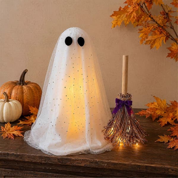 Halloween-spøkelsesdekorasjon med kost – Justerbart stativ – for bord og peis A