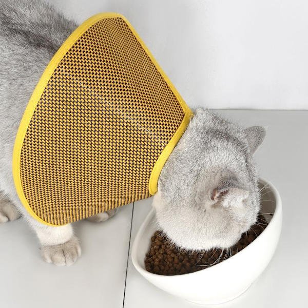 Stickad kattkonkrage M