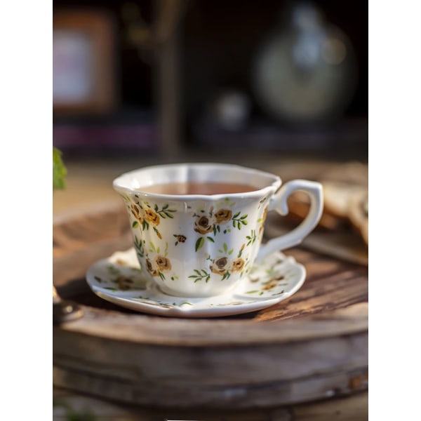 European Retro Coffee Cup Dish Set Romantic Rose Floral Print Porcelain English Afternoon Teacup Pastoral Mug Tableware Gift