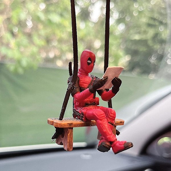 Sjov Anime Bil Spejl Hængende Tilbehør Bil Vedhæng Læsning Deadpool Ornamenter Auto Bakspejl Dekoration Bil Tilbehør Julegaver Bil