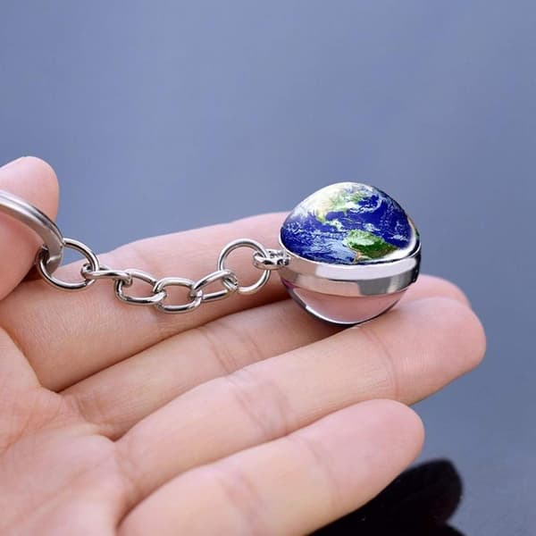 Solsystemets planet nyckelring accessoarer hänge lyser i mörkret Earth