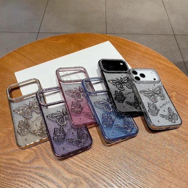 iPhone 17 Pro Max-fodral med strassfjärilsdekor, TPU-baksida, silver