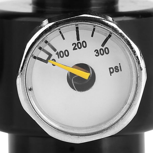 1 st. CO2 & Komprimerad Luftregulator i Legerat Stål, Utgångstryck 0-300psi