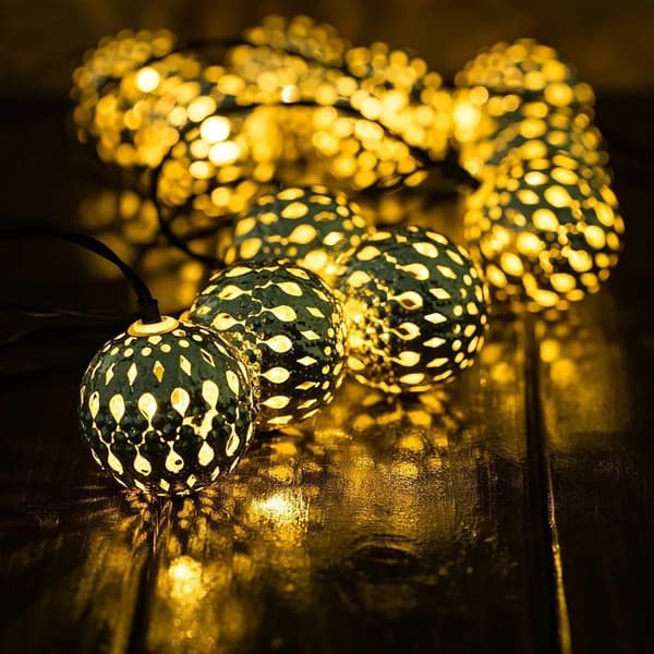20 LED-bollar ljusslinga 3m batteridriven varmvit