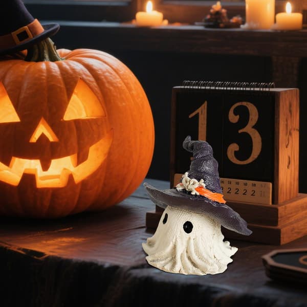 Sæt med spøgelsesfigurer til Halloween, inklusive 2 søde Halloween-dekorationer.