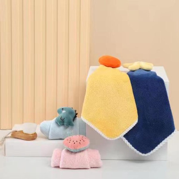 4-pack tecknad hängande handduk kan hängas söt absorberande korall sammet ansiktshandduk badrum kök barn hängande handduk