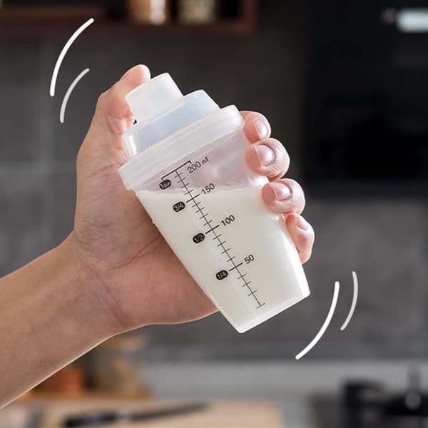 200 ml proteinshakerflaska för proteinshakes, liten multifunktionell drinkmixer