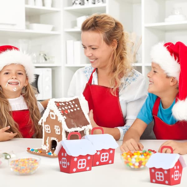 50 st julpresentaskar, julpappersgodisaskar, husformade festpresentaskar, kreativa pappersgodisaskar