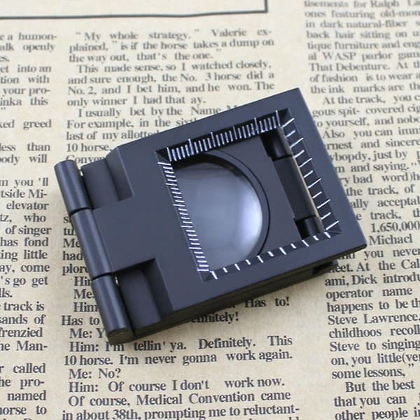 10X 28mm Mini Sammenfoldelig Zinklegering Forstørrelsesglas med Skala til Tekstil Optisk Glas Sammenfoldelig Forstørrelsesglas