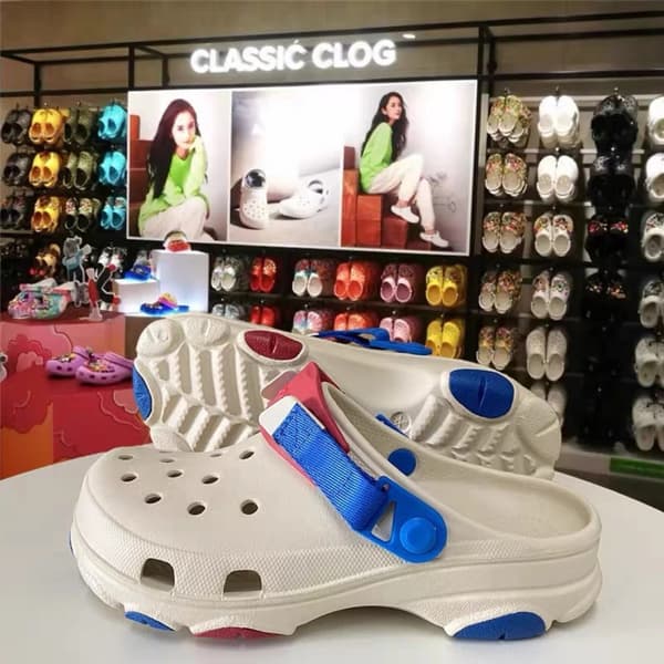 Sandaler, EVA Crocs, Unisex Classic All Terrain Clogs, Storlek M7/39-40