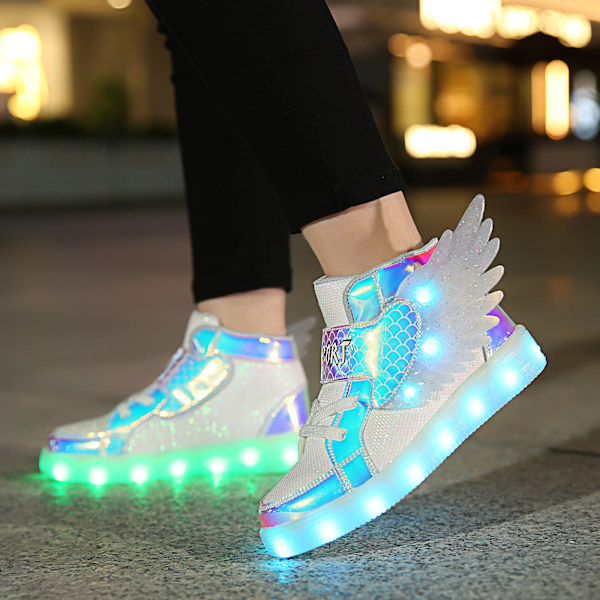 Børne Lysende Sko LED USB Opladning Blinkende Høj-Hælede Vinger Sneakers hvid white 29