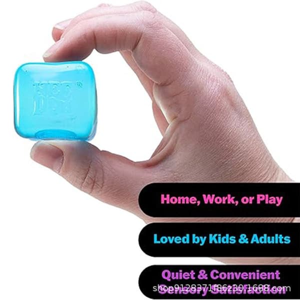 Needoh Nice Cube Stressbold & Sanselegetøj Blå pink