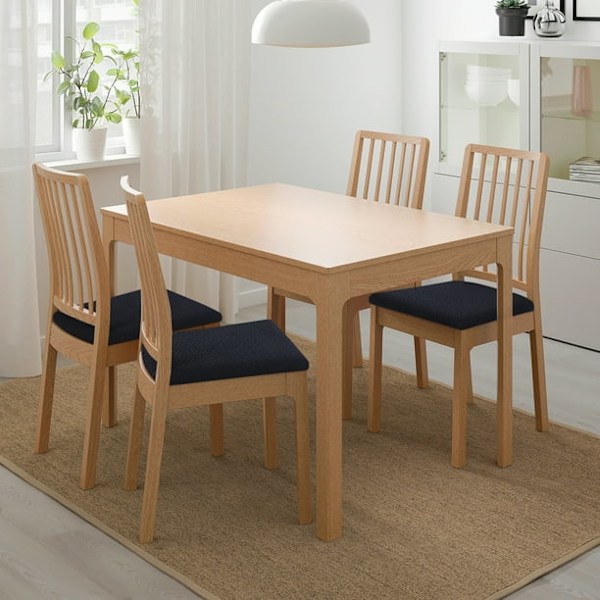 4-osainen pitsikuvioinen pöytätuolin suojus Polarfleece-peite - musta