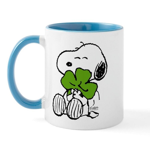 CafePress - Snoopy Hugging Clover - 11 oz keramisk krus - Novelty Coffee Tea Cup -NDJ111