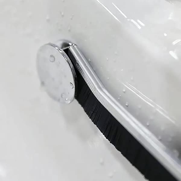 2 kpl harjoja kapeiden tilojen puhdistukseen