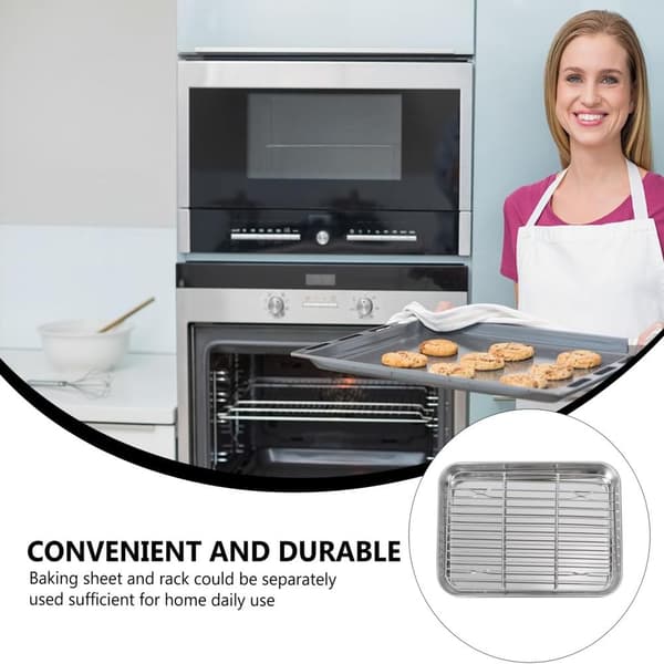 1 roasting pan with rack, 32 x 22 x 4.8 cm; includes both rack and pan, detachable design.