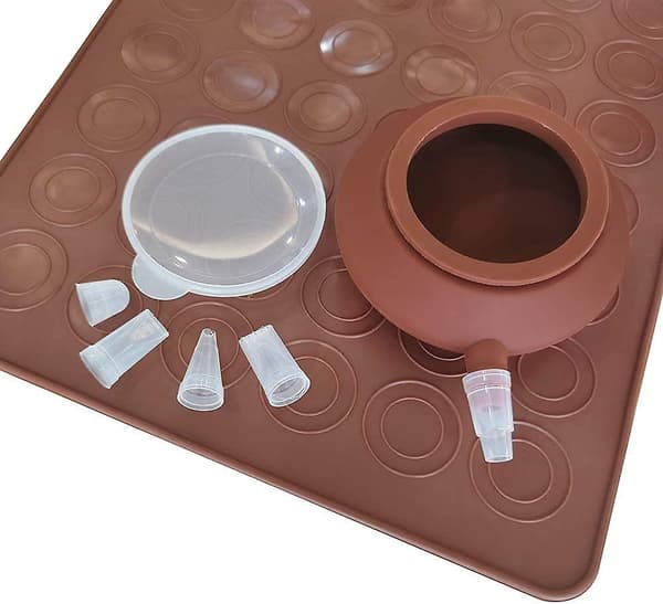 YOUMI Macaron Bageplade i Silikon med 48 Huller, Non-Stick Bageform, Sæt med Dekorations Penne