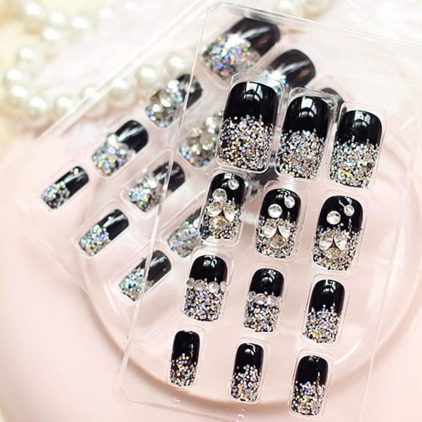 Längd Mandelpress på naglar: 24st Flash Diamond Crystal Lång glansig kista Flash Fake Nails Press On Nagellim False Tips Manikyr för kvinnor och