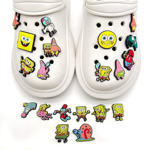 20 st/set Svampbob Fyrkant Serien Figurer Sko Berlocker För Crocs Träskor Sandaler Dekoration Tillbehör Gåvor
