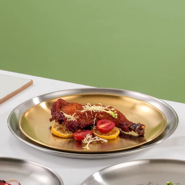 Ruostumattomasta teräksestä valmistetut lautaset pyöreät sakeutetut salaattilautaset kotikeittiö BBQ-salaattilautanen pöytäasut Golden 17cm