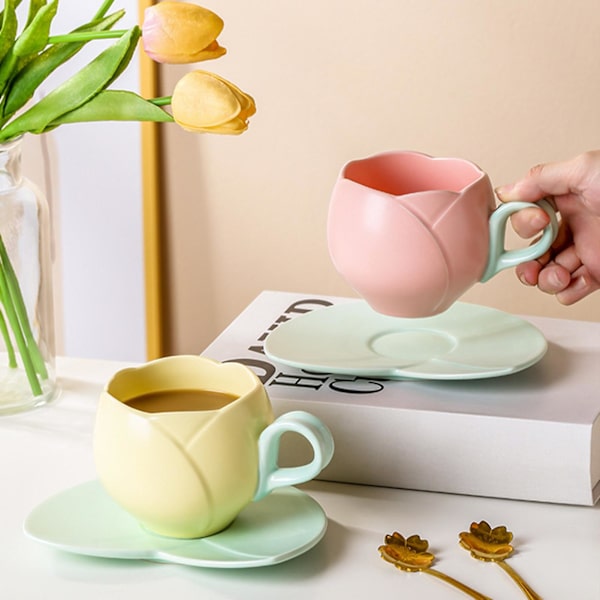 1 Set Kaffekopp Keramisk Tulpan Kaffemugg med Underlägg Slät Yta Värmebeständig Tekopp för Hemmet Apricot
