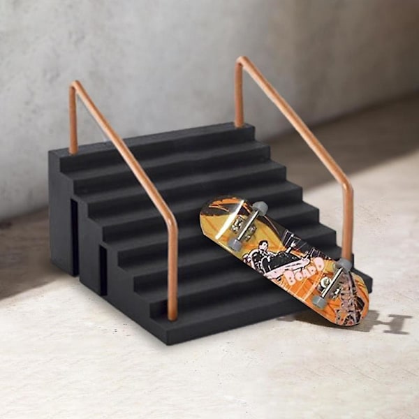 Mini Skateboards Half Pipe Finger Kit Ultimate Skateparks Treningsrekvisitter Øvelse for Barn og Voksne Gaver E