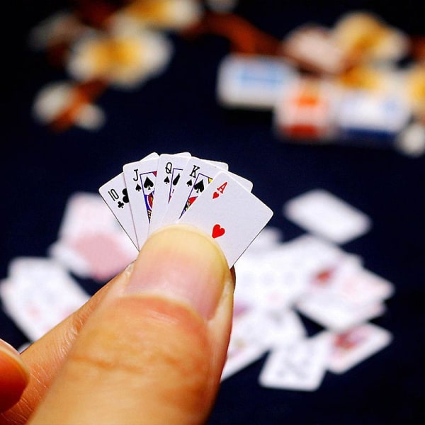 5 stk. Sjove Søde Mini Spillekort Pokerspil Super Små Kort Parodi Gaver Rejselegetøj Prank Rekvisitter