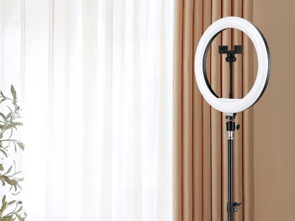 LED-ringlys + stativ - Mobilholder med 3 farvetoner 790