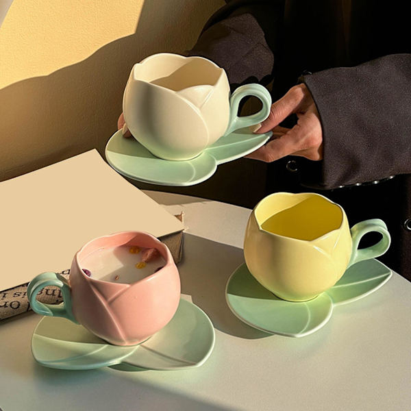 1 Set Kaffekopp Keramisk Tulpan Kaffemugg med Underlägg Slät Yta Värmebeständig Tekopp för Hemmet Apricot