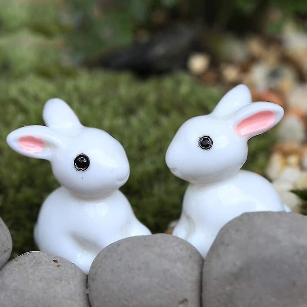 Set med 10 kaninformade blomkrukor i miniatyr