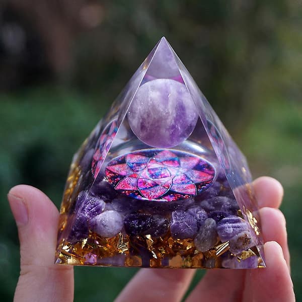 Amethyst Orgon Pyramide Lilla Meditation Krystaller Helbredende Sten