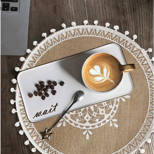 Sett med 4 Boho vevd rund bordunderlag Håndlagde bordmatter vevd jute duskmatte Retro borddekor Frynser bomull kaffematte Vanntett (hvit Pompom)