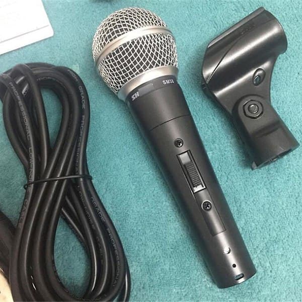 Shure SM58 Dynamisk Vokalmikrofon - Ledningsmikrofon med switch og kabel {DB With switch