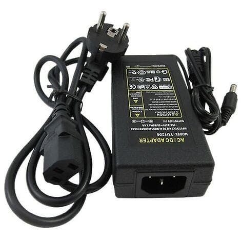 Le150 Strömförsörjning 12v/8a Med Kabel