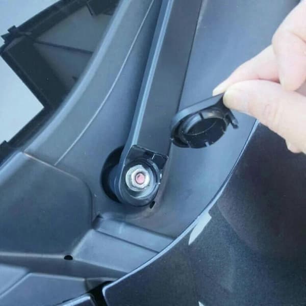 2 stk. Mutterdeksel for vindusviskerarm foran for Mazda 6 RX8 CX