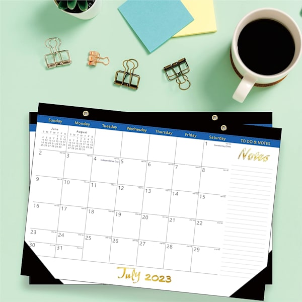 Veggkalender 2023 2024, 18 måneders akademisk veggkalender fra juli 2023 til desember 2024 Henge stor kalender for familie eller kontorer (gull)