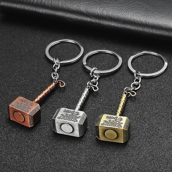 3st 5cm Film Mjolnir Thor Hammer Metallnyckelring Superhjälte Cosplay Unisex bilnyckelring Nyckelringar Kostymer Rekvisita Smycken Tillbehör