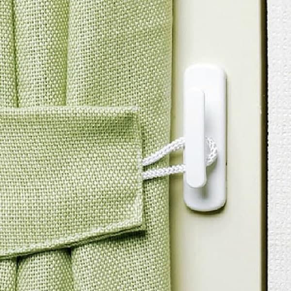 Set of 8 Wall Mounted Self-Adhesive Curtain Hooks with Pull Rope