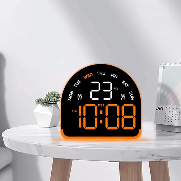 Digital väckarklocka/bordsklocka, lämplig för vardagsrum och sovrum, med stora siffror, justerbar ljusstyrka och temperatur, samt veckodagsvisning.