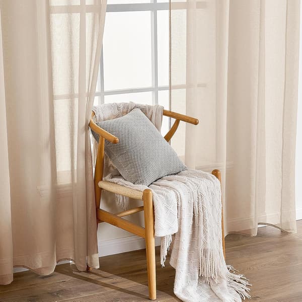 Transparent öljettgardin, 140 x 235 cm Beige. Lättviktstyg för vardagsrum och sovrum, ljusfiltrerande