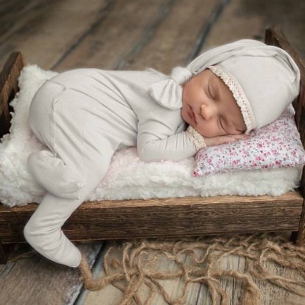 Nyfödd fotografering rekvisita 2 st Baby foto fotografering rekvisita med turban knut hatt Jumpsuits Stickade tyg kläder för pojke flicka -